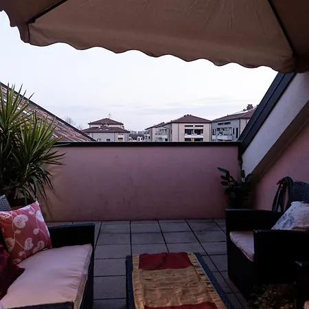Terrace Overlooking Forum & Metro Assago